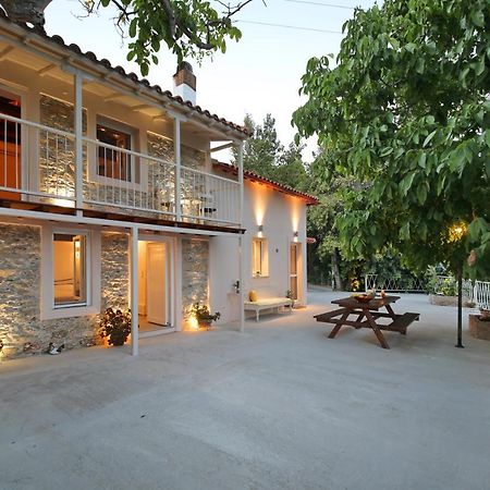 Pyrgos Country House Скопелос Екстериор снимка